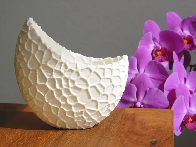 3d printed Organic flower pot Voronoi Vase